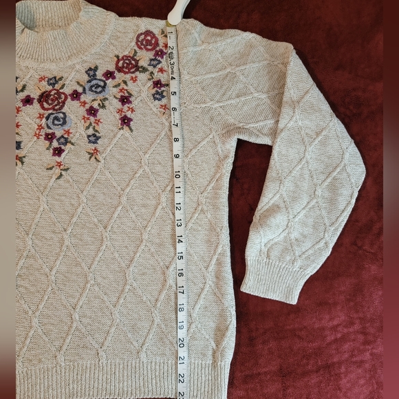 Alfred Dunner Embroidered Knit Mock Turtleneck Petite Medium - Picture 4 of 8